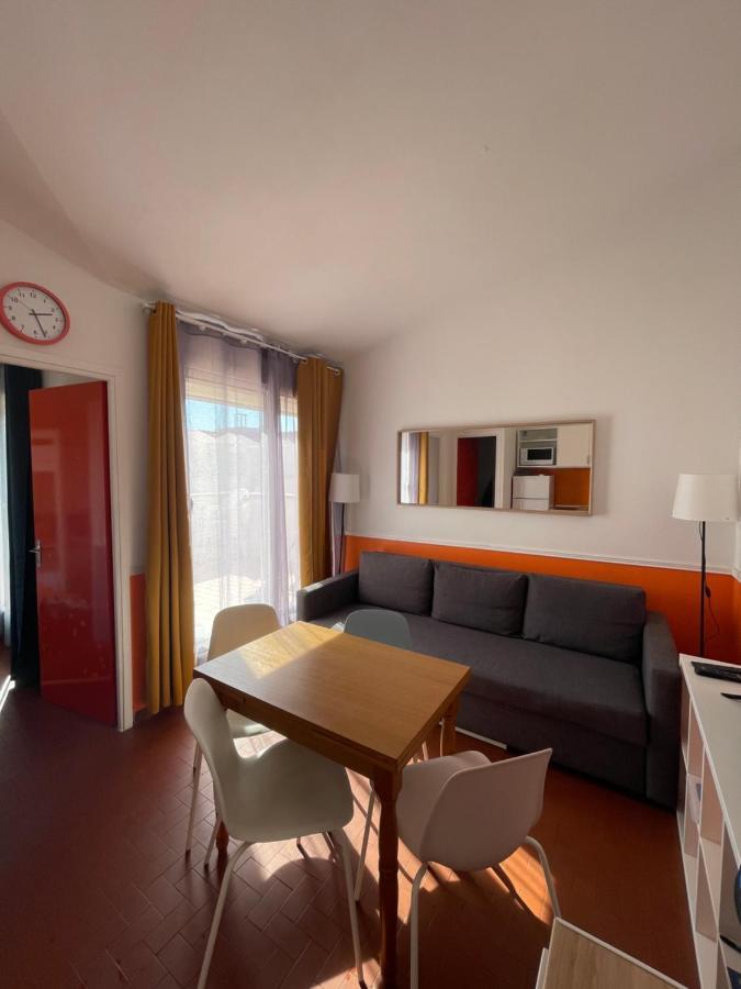 T2 Avec Terrasse, Vue étang Et Son Coucher De Soleil, à Proximité, Wifi Et Place De Parking Gratuit Que L On Nomme Grain De Corail