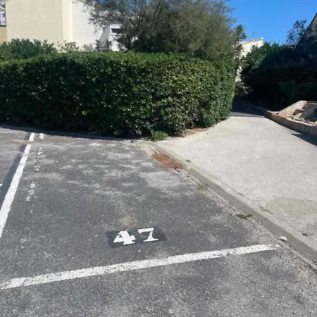 T2 avec terrasse, vue étang et son coucher de soleil, plage à proximité, wifi et place de parking gratuit que l on nomme Grain de Corail Le Barcarès Exterior foto